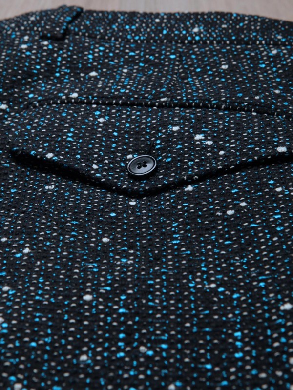 dvn010070blu_05_large